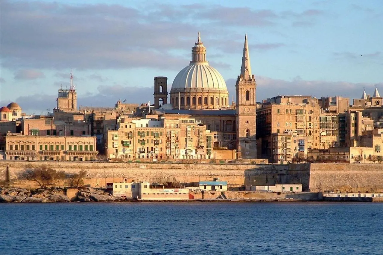 Top Location 2 Bedroom With Terrace Sliema Malta