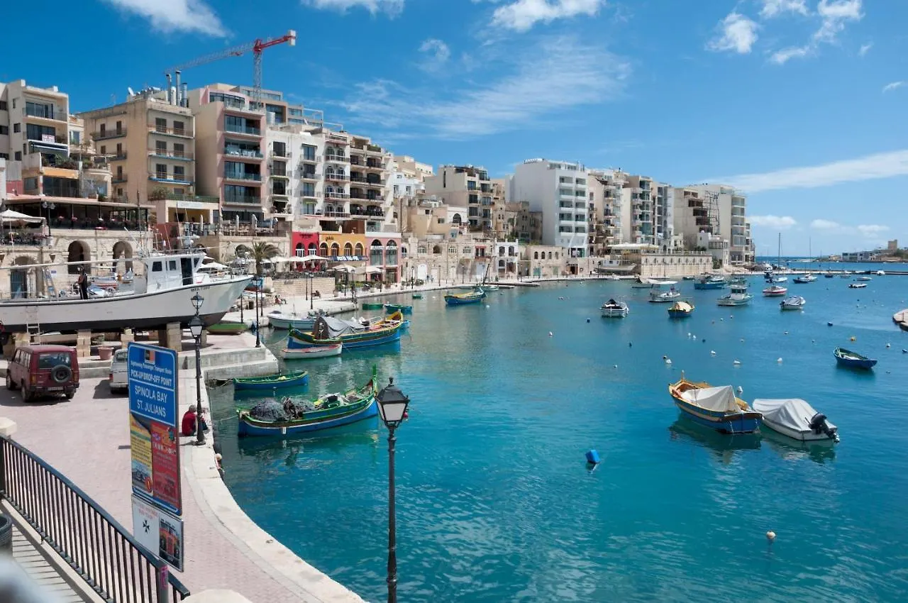 Top Location 2 Bedroom With Terrace Sliema